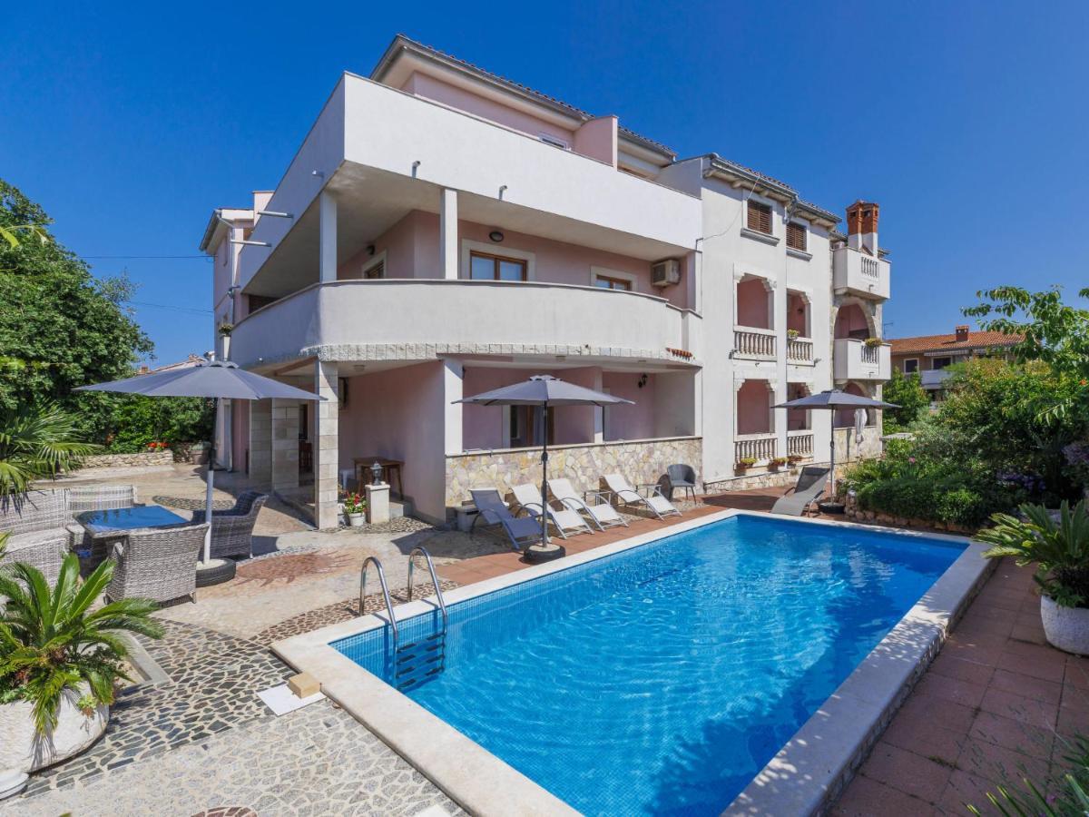 Romantika-1 By Interhome Apartman